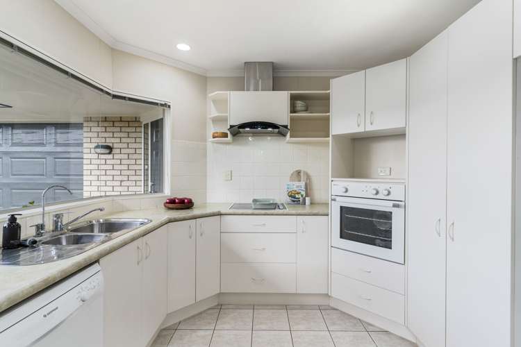 87 Redcastle Drive East Tamaki_15