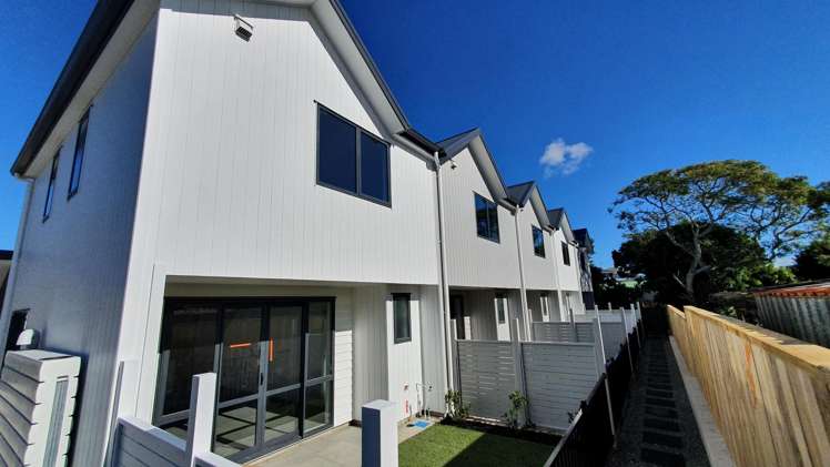 4/75 Bollard Ave_0