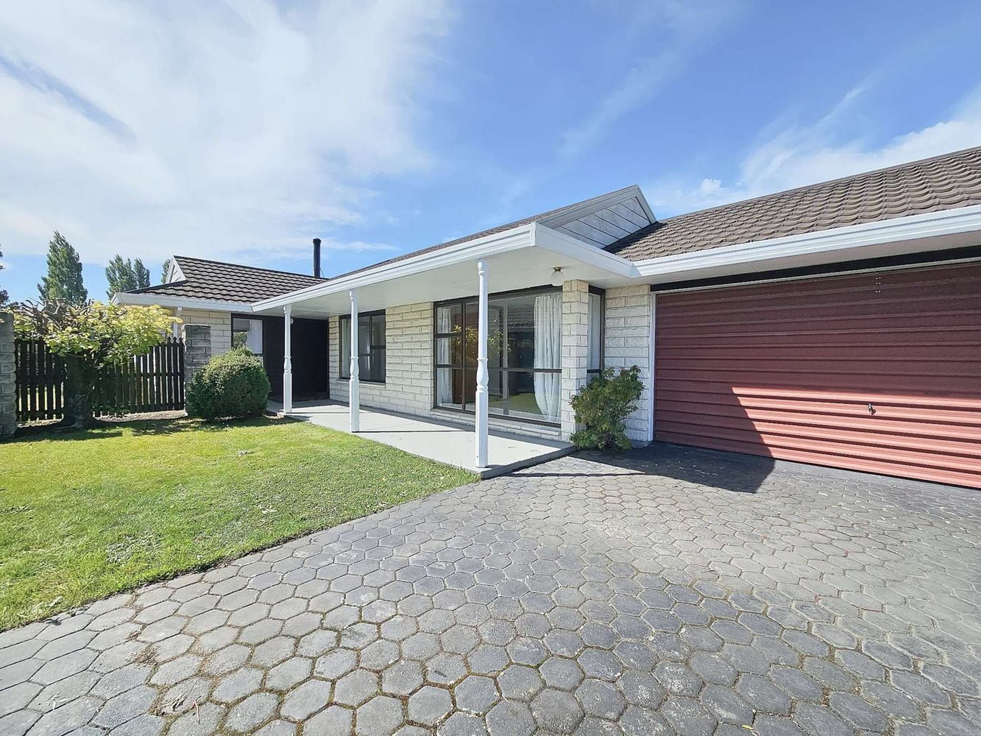 18 Regency Crescent Redwood_0