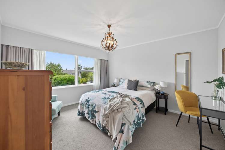 1/17 Rothwell Place Sunnyhills_14