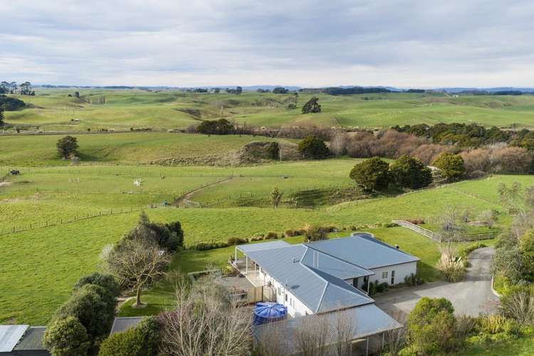 780 Halcombe Road Halcombe_2