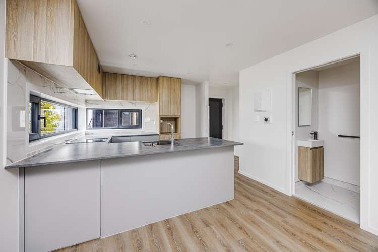 Unit 4/23-25 Sullivan Avenue Mangere Bridge_3