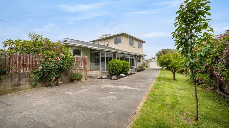 56 Cresswell Avenue Burwood_15