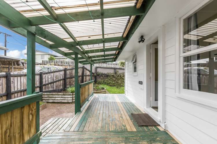 13 Matipo Road Te Atatu Peninsula_17