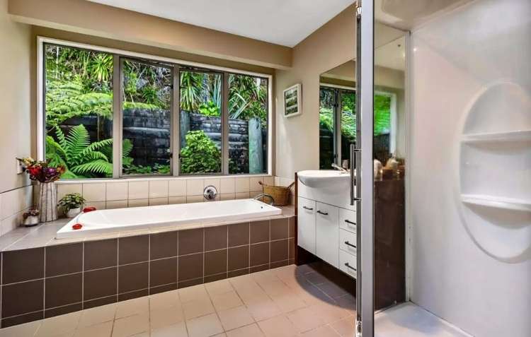 184 Huia Rd Titirangi_16