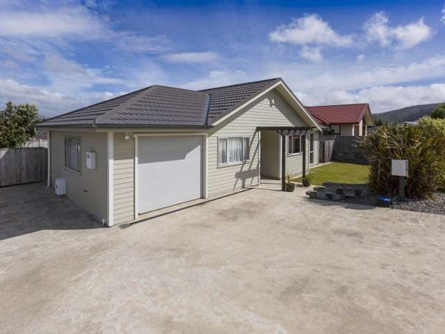 35 Mcewen Crescent Riverstone Terraces_3