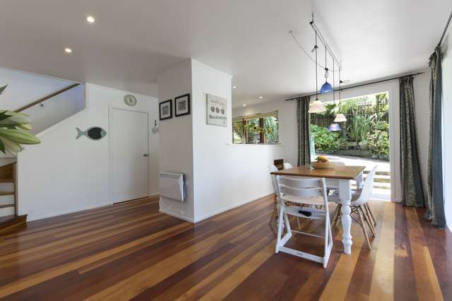 14 Highland Avenue Titirangi_3