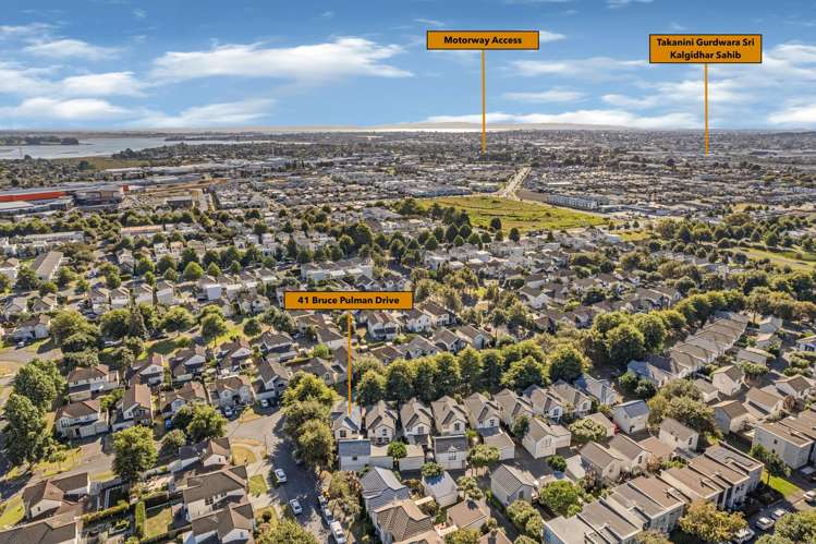 41 BRUCE PULMAN DRIVE Takanini_23