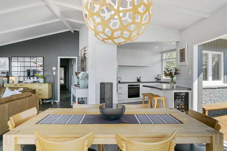 1 Besley Place Acacia Bay_5