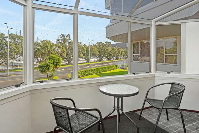 6/2 Vale Road Riverside_4