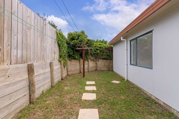 15A Rimu Road Stanmore Bay_8