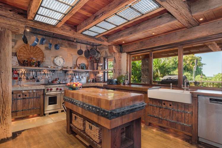 9 Levers Road Matua_10