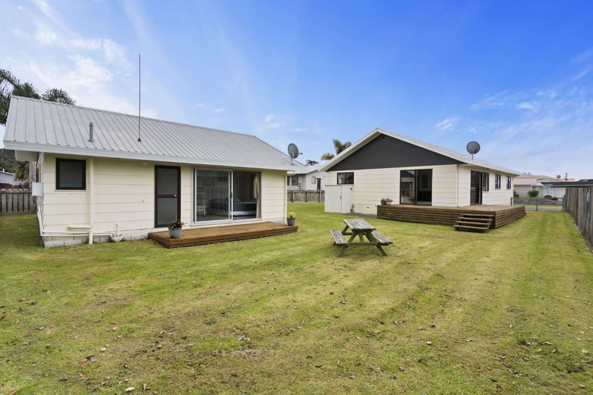 118 Charleston Avenue Whangamata_0