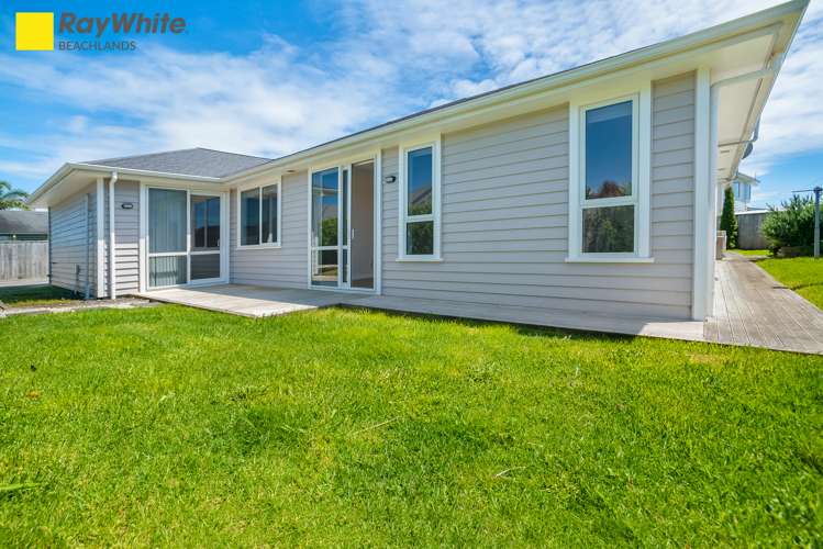 7 Reliance Crescent Beachlands_5