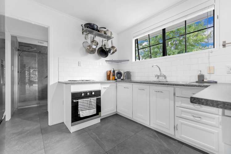 3 Denarius Lane Glendene_10