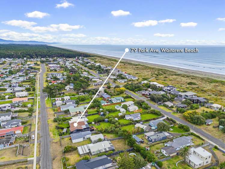79 Park Avenue Waitarere Beach_2