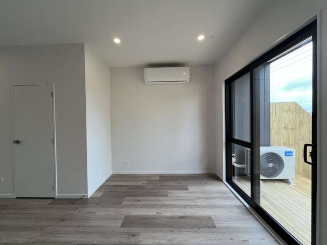 2/35 Crawford Avenue 1712_3