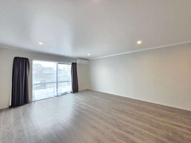 Newer build 2-Bedroom - Lawns Included!