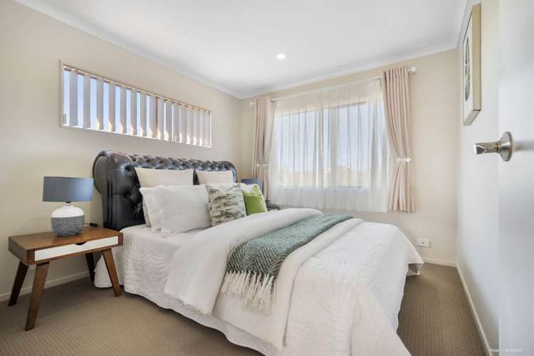 5 Terrasini Drive Flat Bush_10