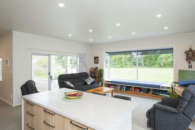 63 Ngakoroa Road Ormond_4