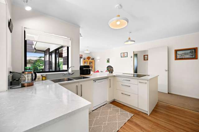 56 Ellerslie Avenue Chartwell_1