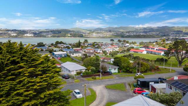 11 Arene Grove Titahi Bay_2