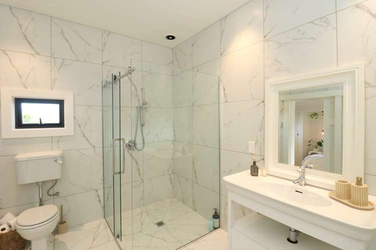 67 Antrim Street Windsor_29