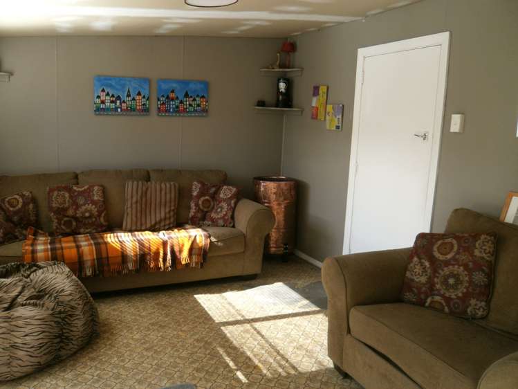 72 Eddystone Street Kaitangata_8