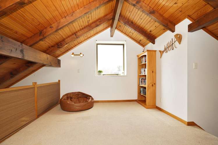 12 Cooper Place Chedworth_12