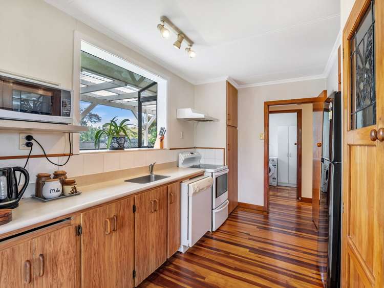 9 Mokau Place Terrace End_3