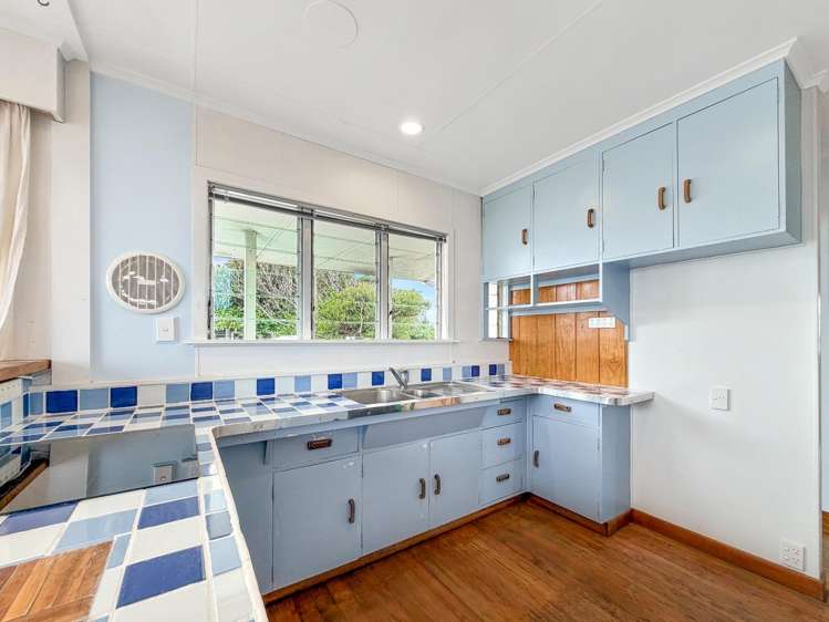 111 Karaka Street 1200_6