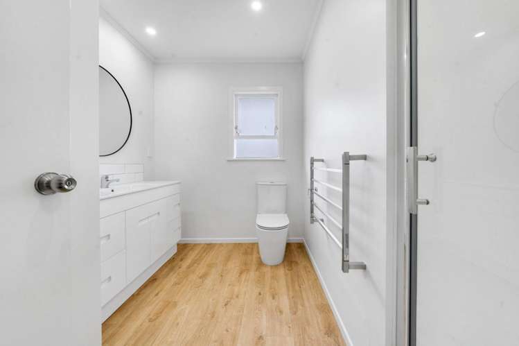  468 468A Massey Road Māngere East_7