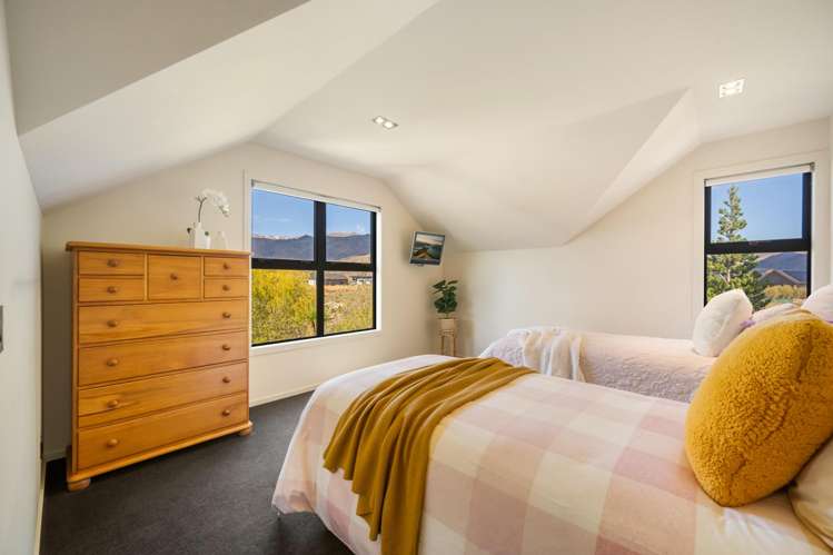 1 Scott Terrace Cromwell_24