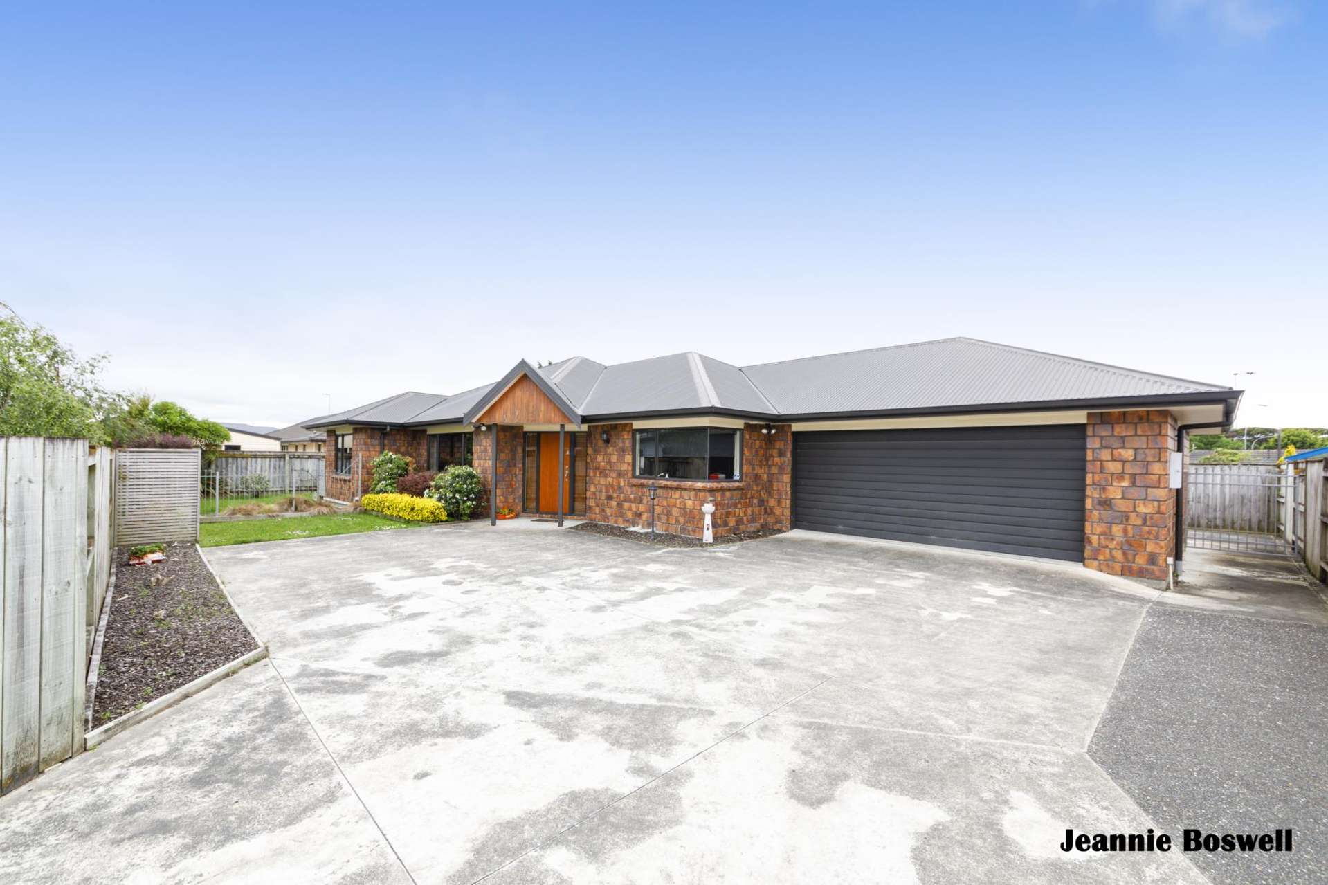 3 Walnut Grove Kelvin Grove_0