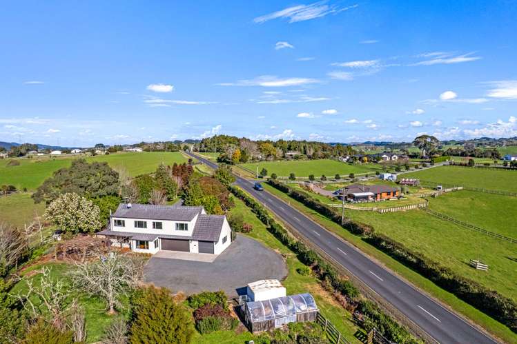 162 White Road Hunua_23