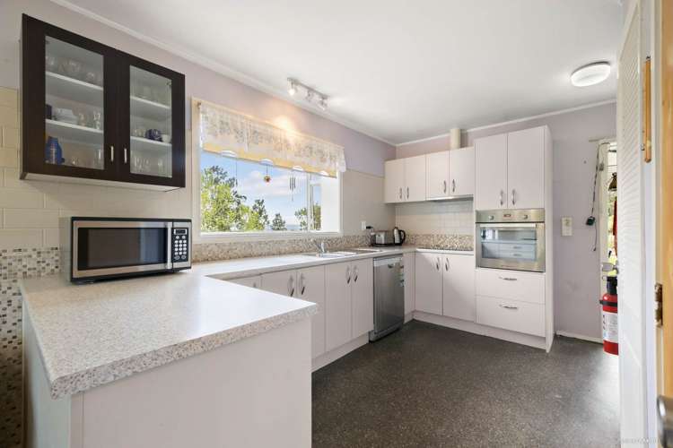 4/14 Howlett Street Waterview_2