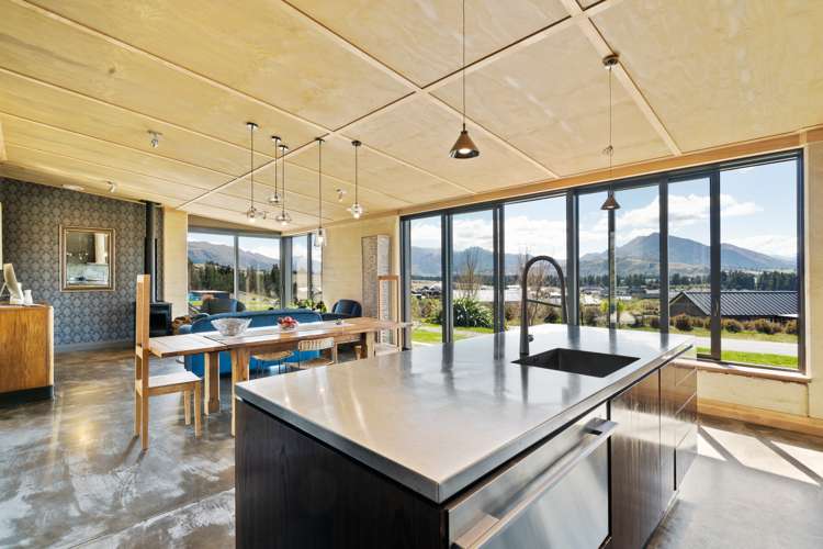 7 Glenaray Crescent Wanaka_0