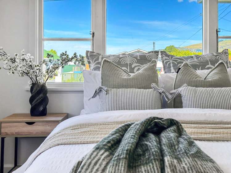 77 Hargood Street Woolston_14