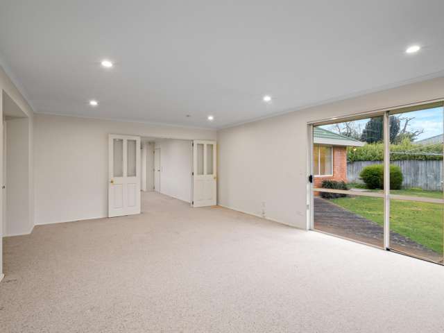 4 Netherby Lane Shirley_4