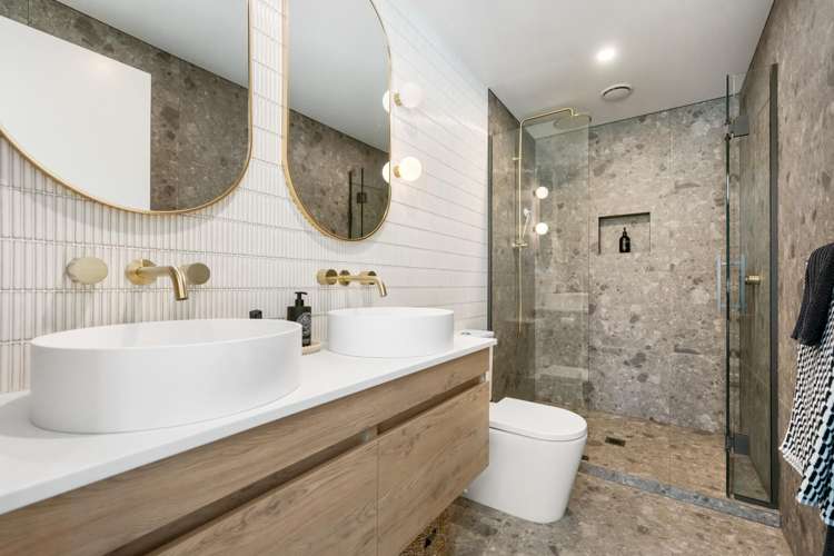 41 Ryan Loop Jacks Point_12