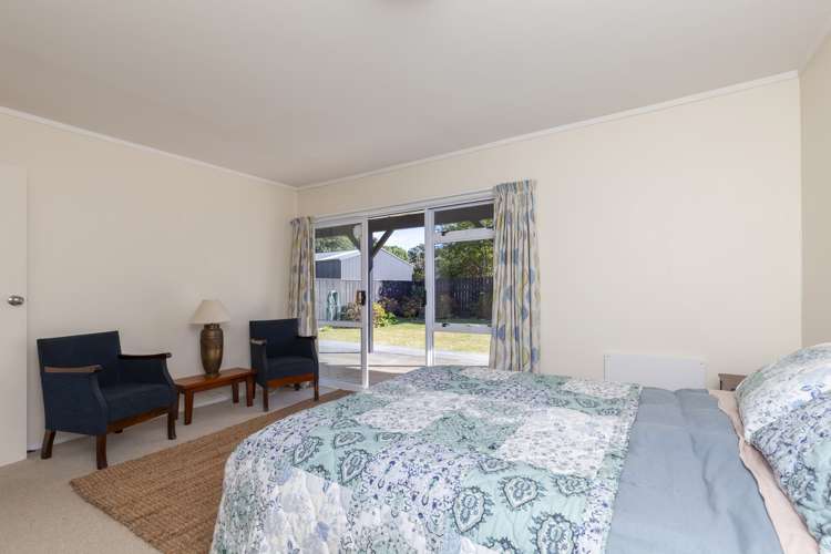 241 Manly Street Paraparaumu Beach_13