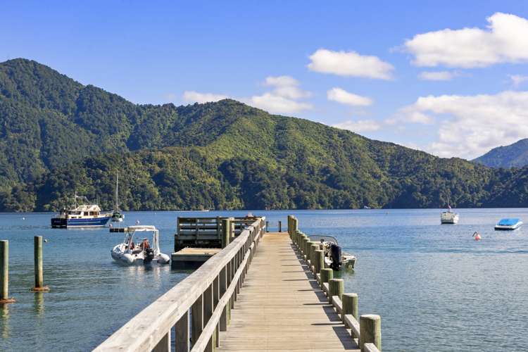 12 Manuka Drive Anakiwa and Surrounds_13