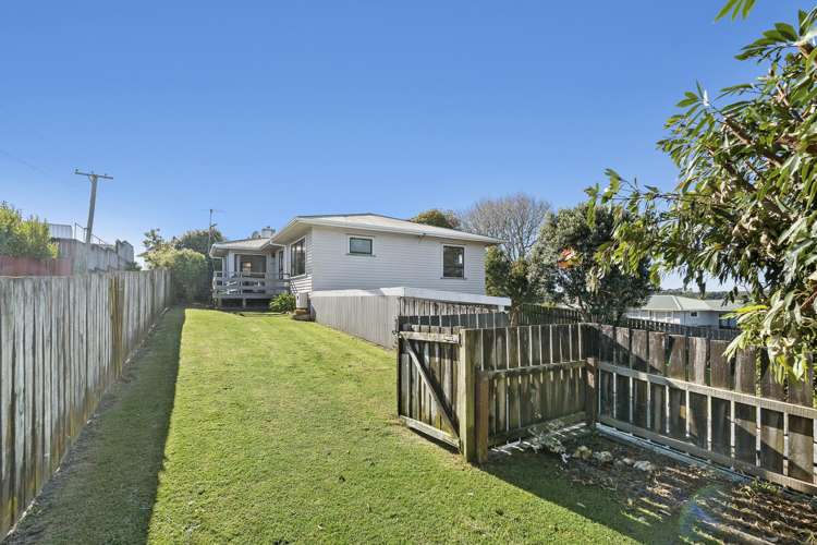 8 Hughson Street Waitara_23
