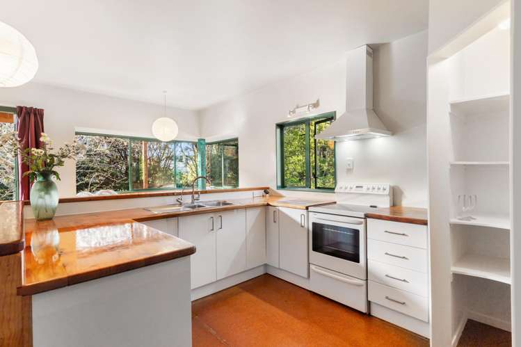 276 Huia Road Titirangi_6