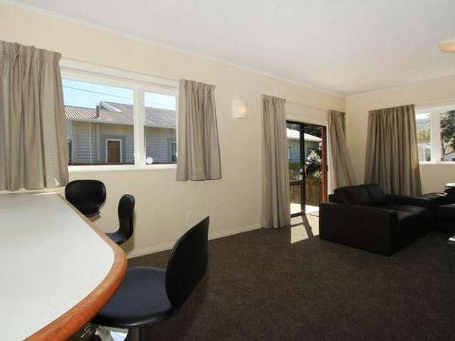 9 Raymond Terrace Fairfield_1