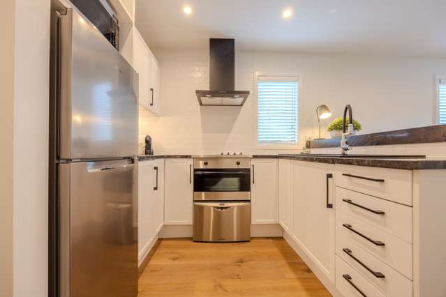 Unit 11 (Apt 32) Oakridge Resort, 20 Studholme Road Wanaka_4