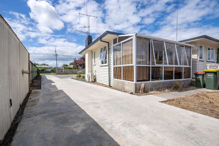 27 Bruce Avenue Glenview_16