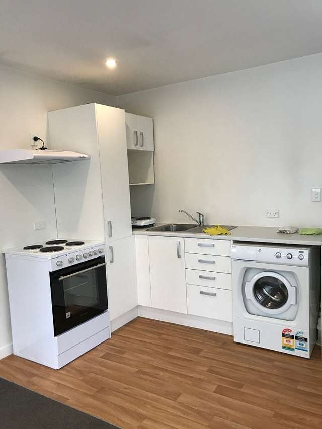 23 Catalina Crescent Forrest Hill_2