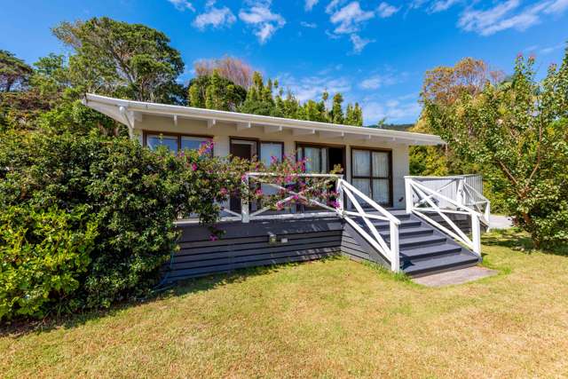 Coastal Charm Meets Modern Comfort