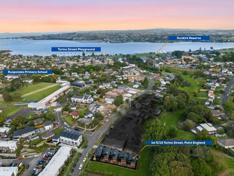 5/13 Torino Street Pt England_44